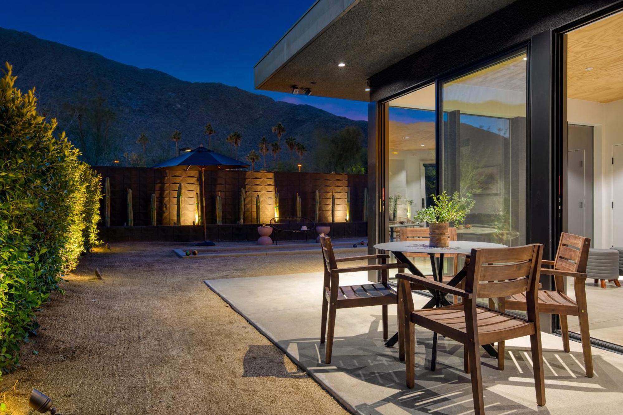 Blackhaus By Avantstay Ada Modern Rooms, Pool & Bbq Palm Springs Extérieur photo