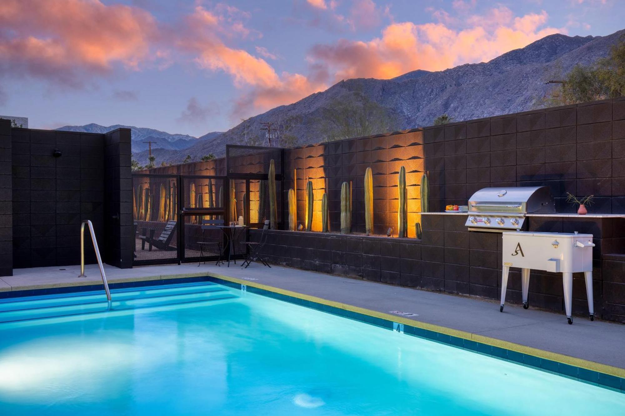 Blackhaus By Avantstay Ada Modern Rooms, Pool & Bbq Palm Springs Extérieur photo